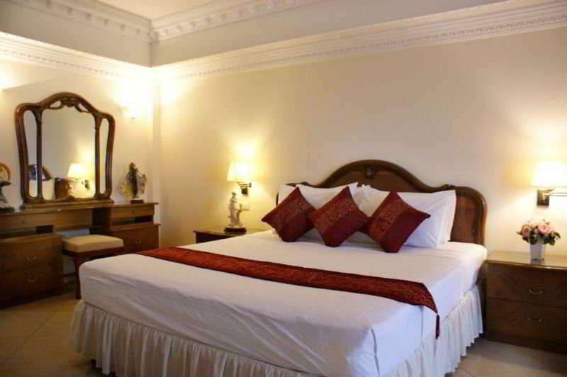 Lk Royal Suite Паттайя Экстерьер фото