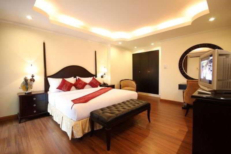 Lk Royal Suite Паттайя Экстерьер фото